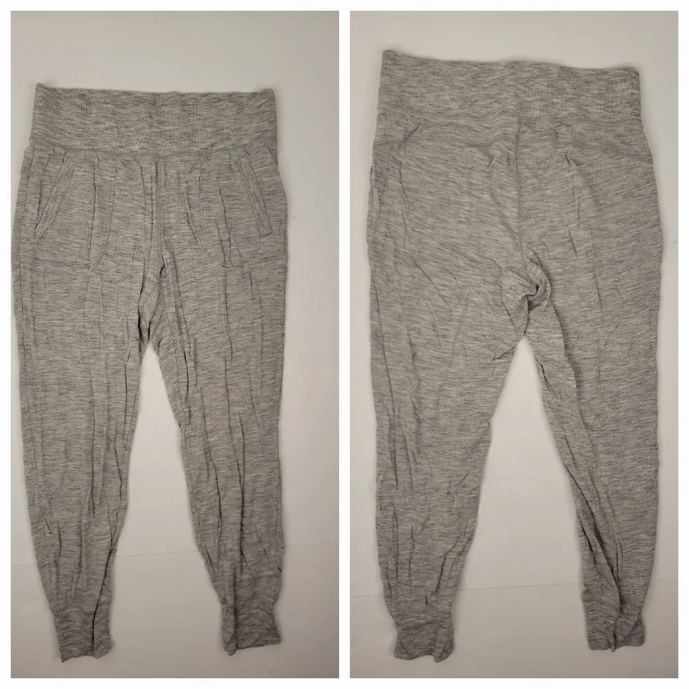 Athleta Sz M Restore Joggers Pants Gray Soft Pockets 77313